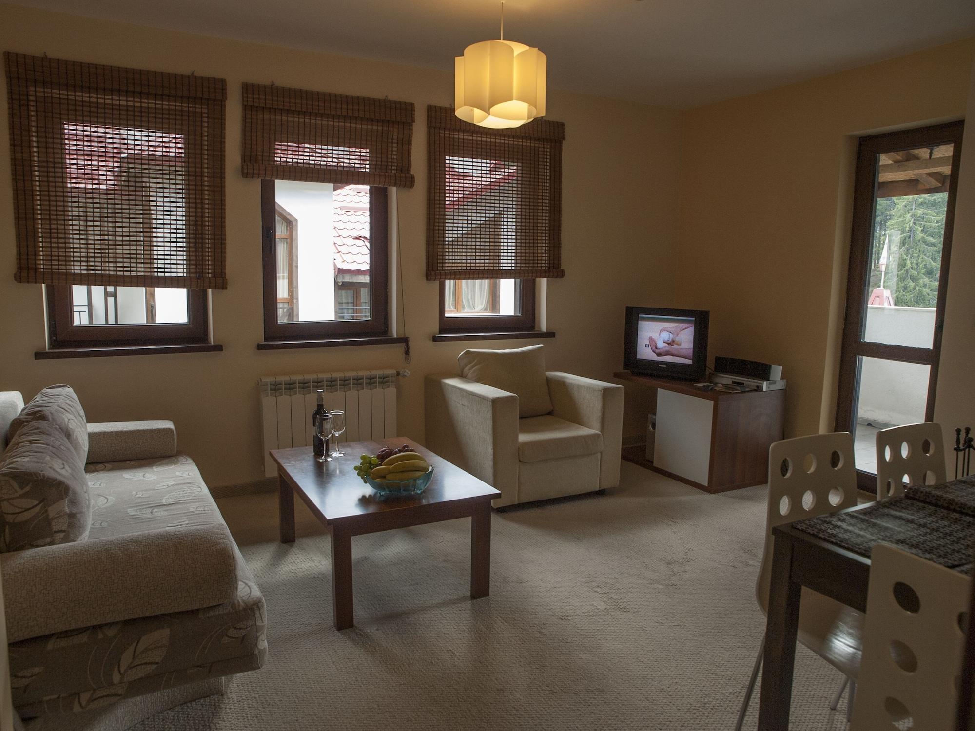 Green Life Family Apartments Pamporovo Ngoại thất bức ảnh